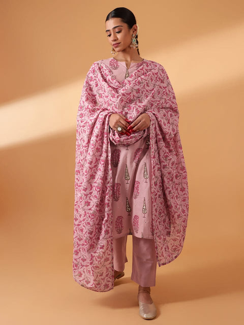 POWDER PINK HAND BLOCK PRINTED COTTON SUIT SET (WITH PANTS AND DUPATTA)