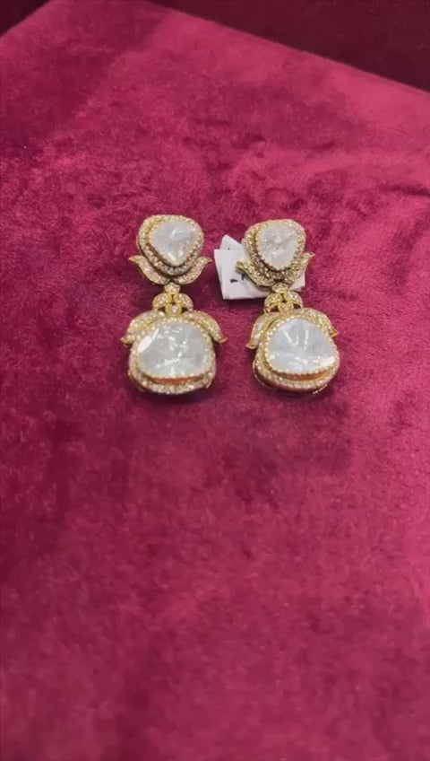 REGAL ROMANCE EARRINGS