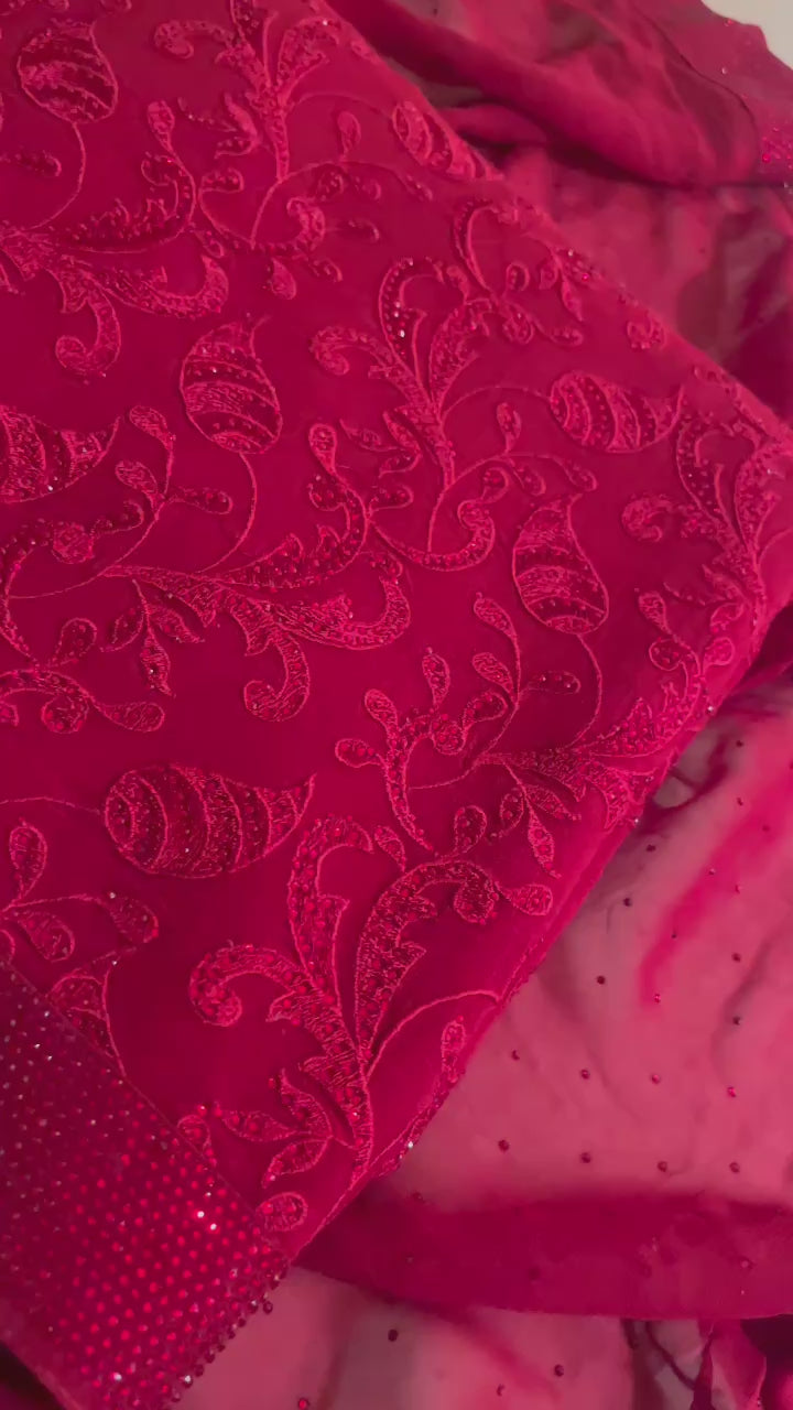 BEAUTIFUL EMBROIDERED UNSTITCHED SUIT SET FOR WOMEN
