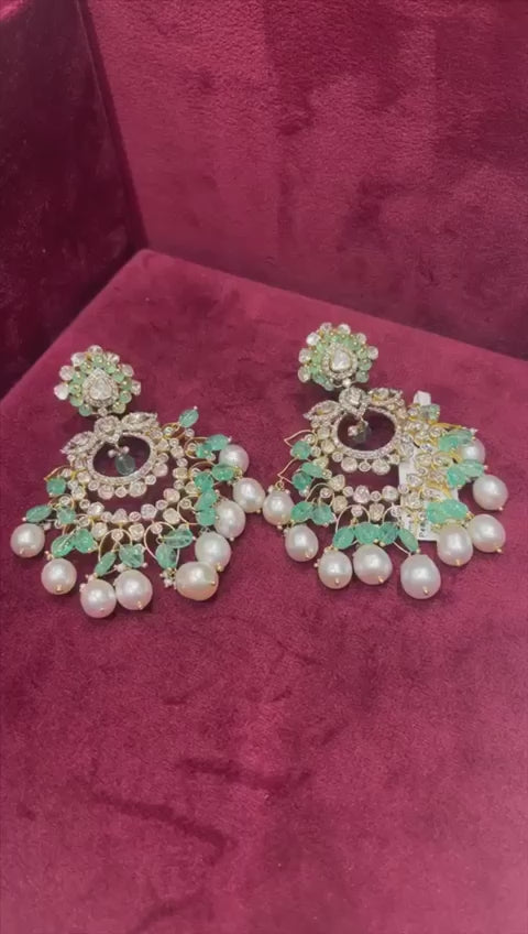EMERALD AFFAIR EARRINGS
